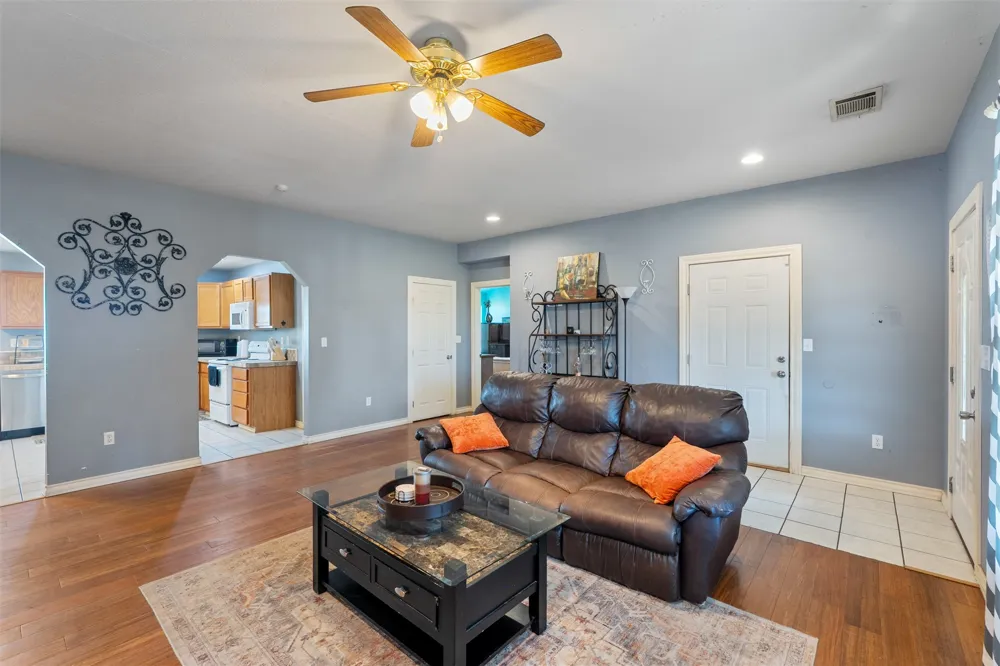 239 Seacraft Drive Gun Barrel City, TX 75156
