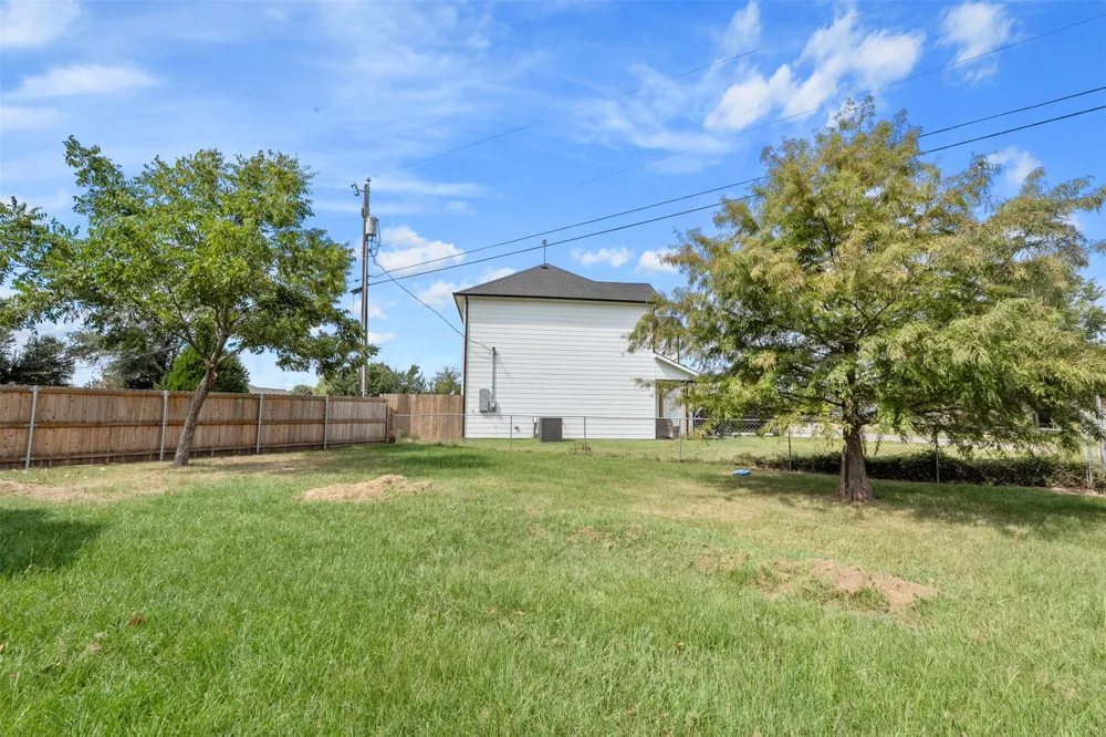 239 Seacraft Drive Gun Barrel City, TX 75156