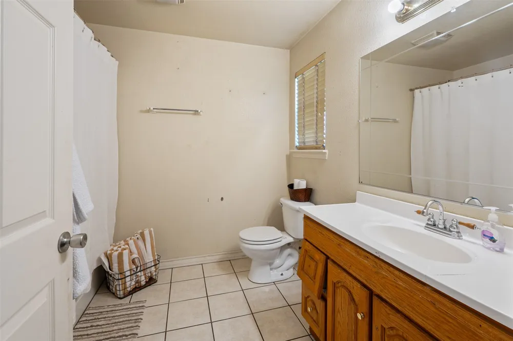 239 Seacraft Drive Gun Barrel City, TX 75156