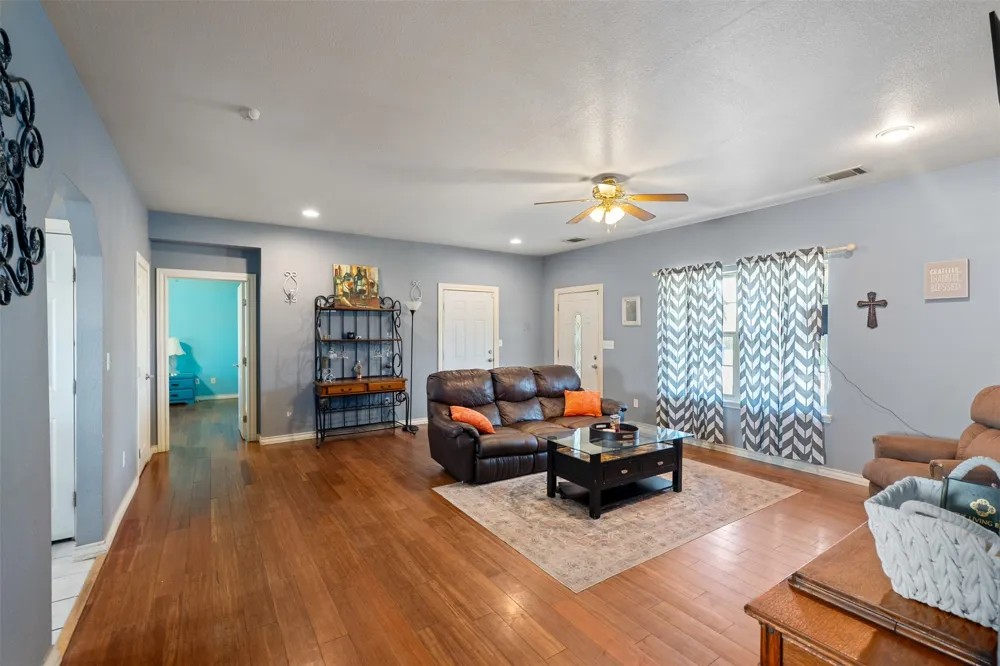 239 Seacraft Drive Gun Barrel City, TX 75156