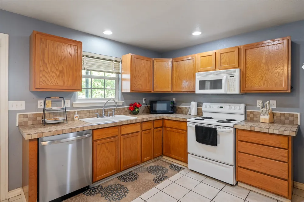 239 Seacraft Drive Gun Barrel City, TX 75156