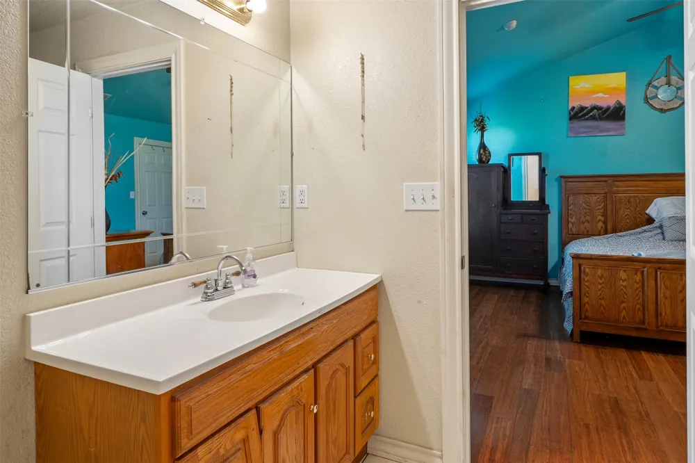 239 Seacraft Drive Gun Barrel City, TX 75156