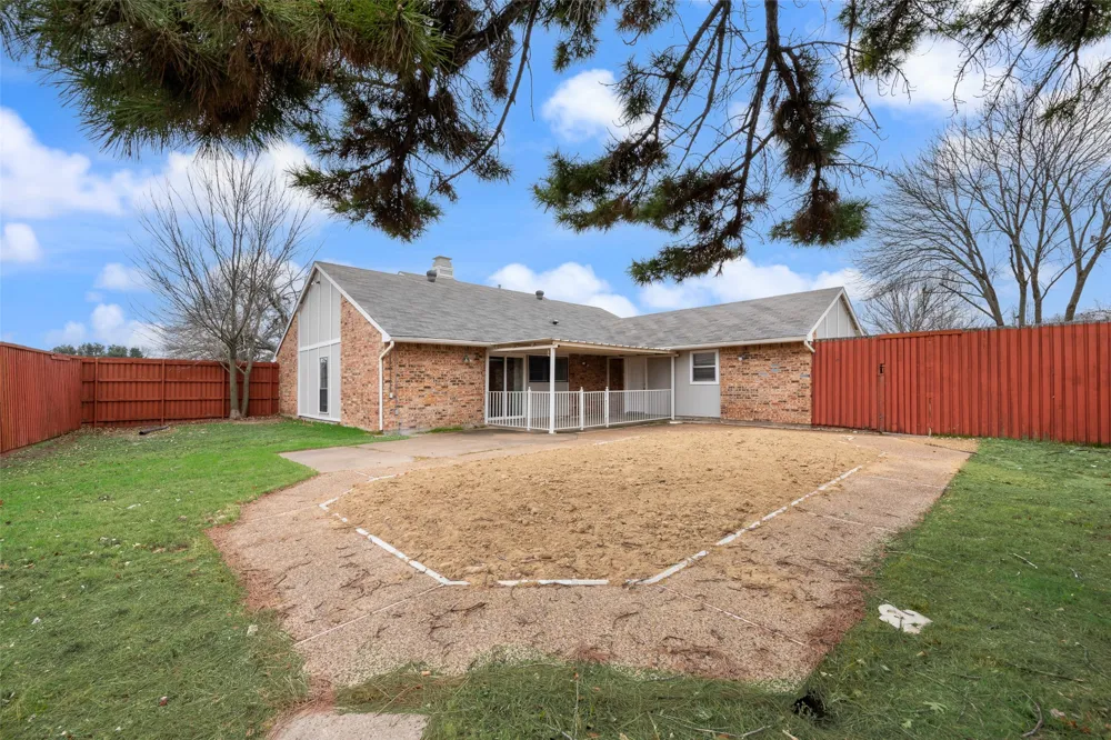 1323 Rivercrest Boulevard Allen, TX 75002