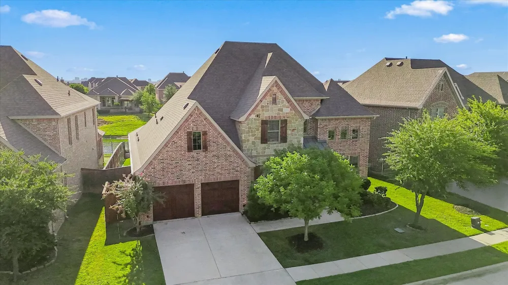 8225 Bonny Bank The Colony, TX 75056
