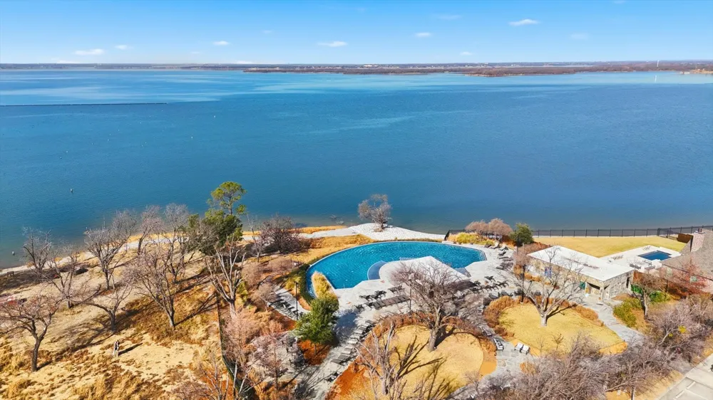 8225 Bonny Bank The Colony, TX 75056