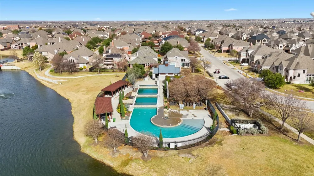 8225 Bonny Bank The Colony, TX 75056