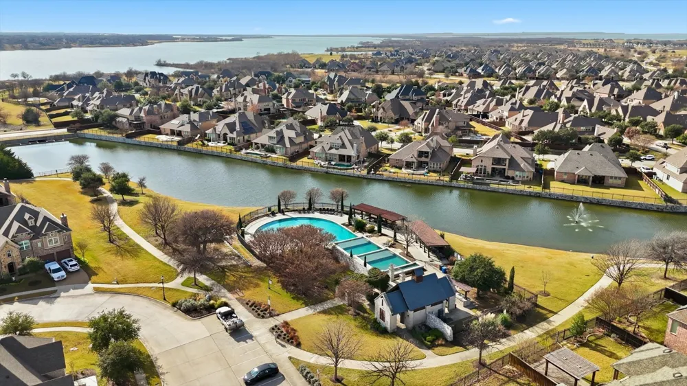 8225 Bonny Bank The Colony, TX 75056
