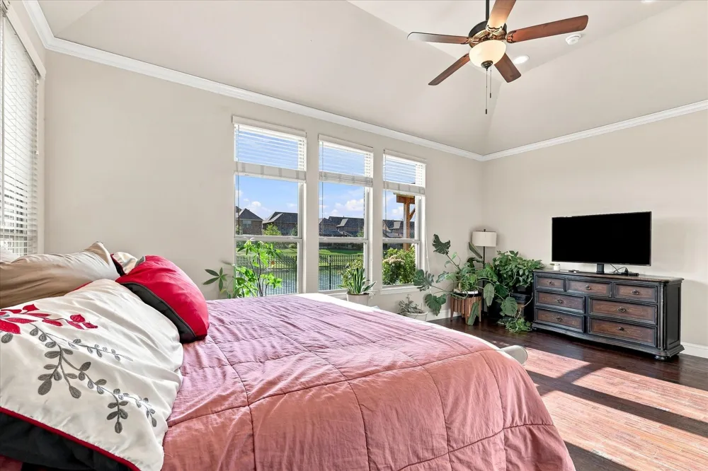 8225 Bonny Bank The Colony, TX 75056