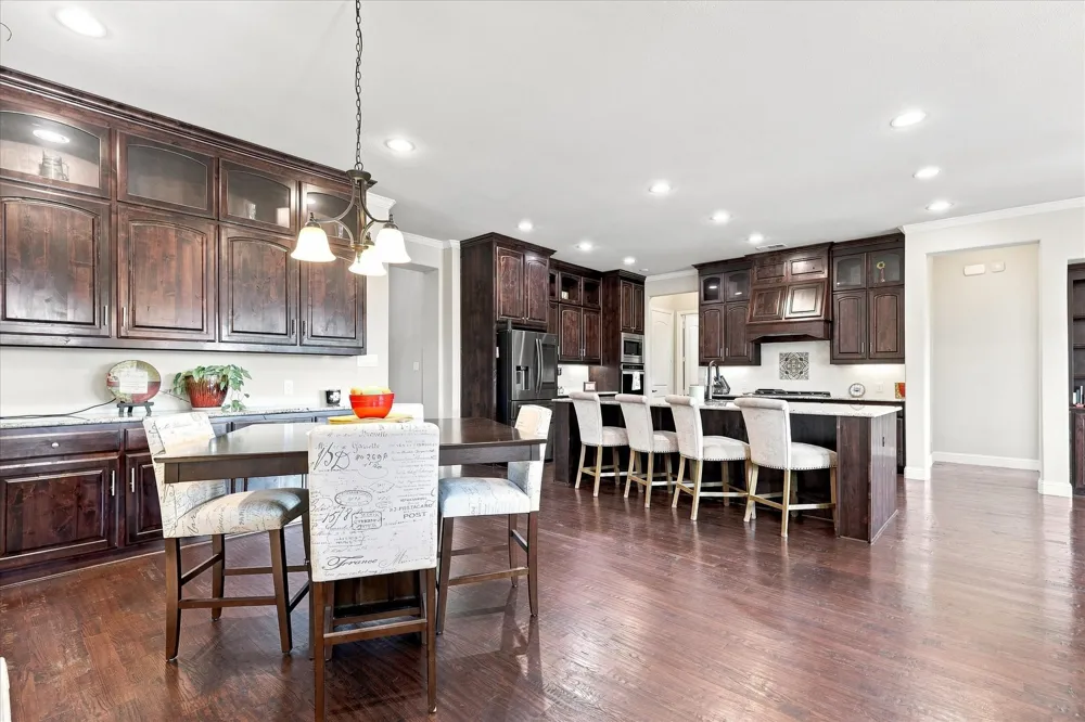 8225 Bonny Bank The Colony, TX 75056