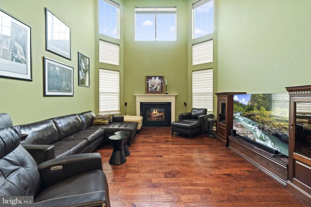 237 LEFFLER CIRCLE Florence, NJ 08518