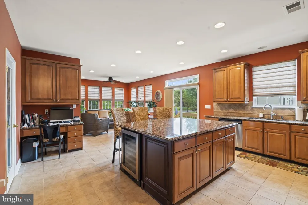 237 LEFFLER CIRCLE Florence, NJ 08518