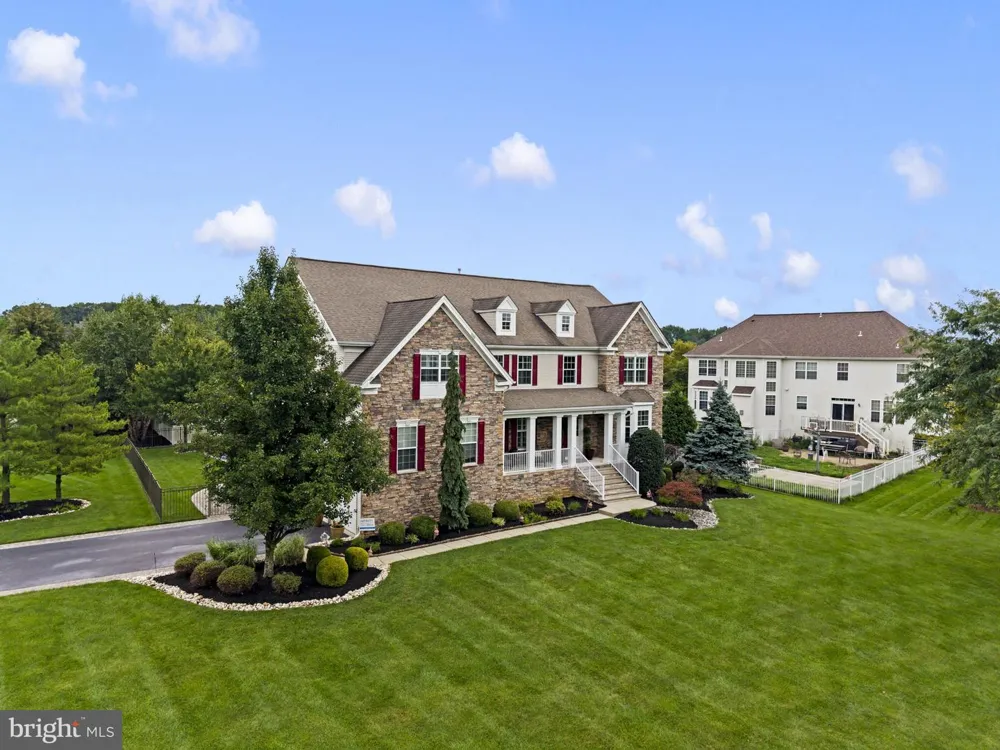 237 LEFFLER CIRCLE Florence, NJ 08518