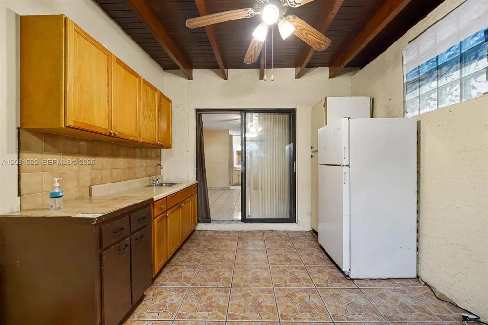 12611 SW 9th Ter #B Miami, FL 33184