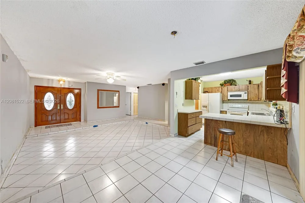 12611 SW 9th Ter #B Miami, FL 33184