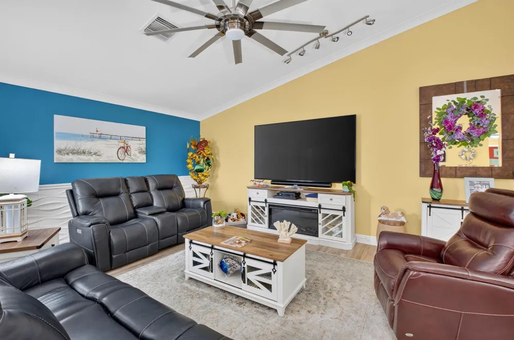 2505 NW 13th Court Delray Beach, FL 33445