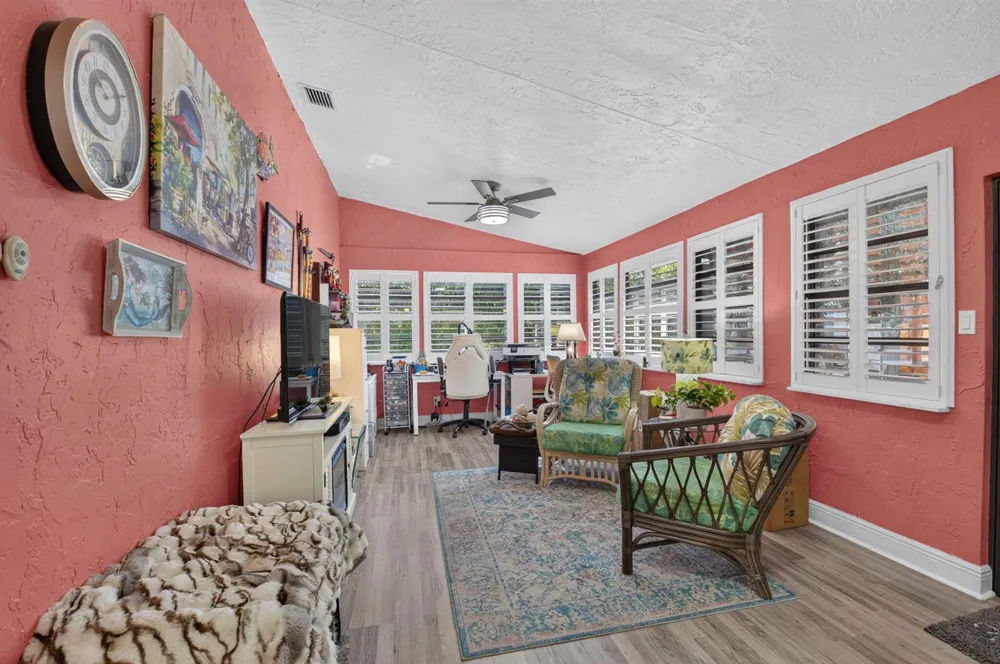 2505 NW 13th Court Delray Beach, FL 33445