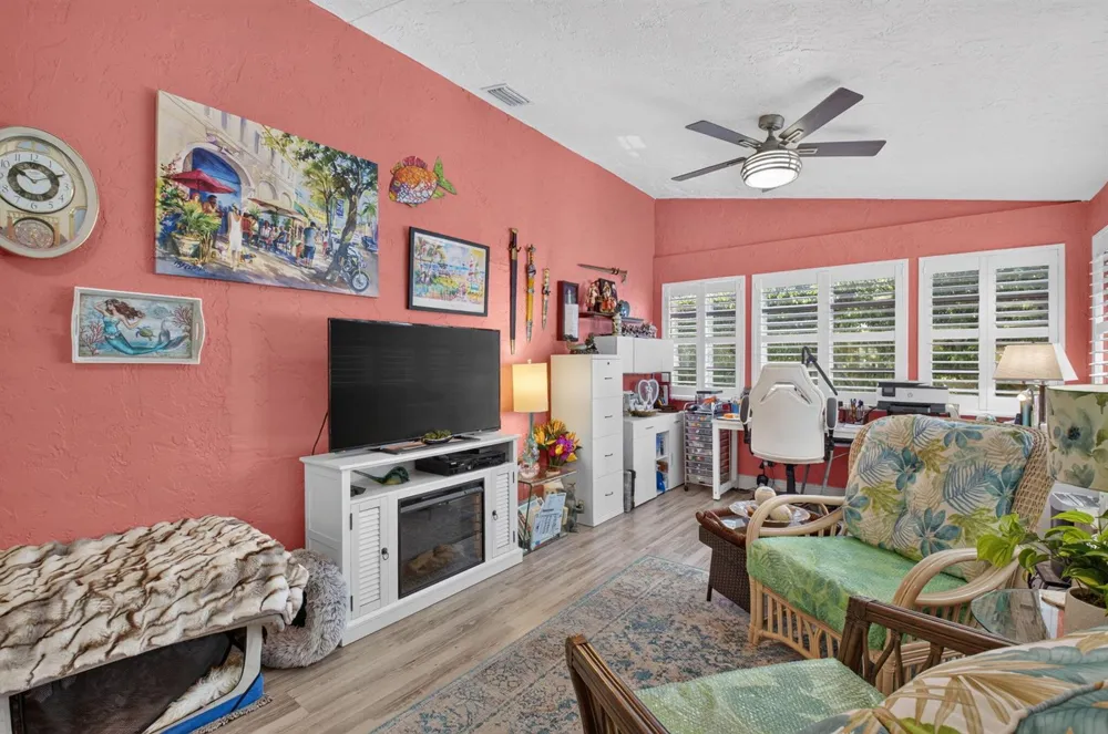 2505 NW 13th Court Delray Beach, FL 33445