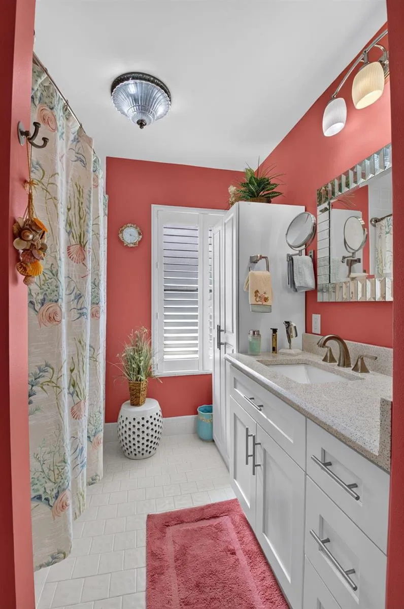 2505 NW 13th Court Delray Beach, FL 33445