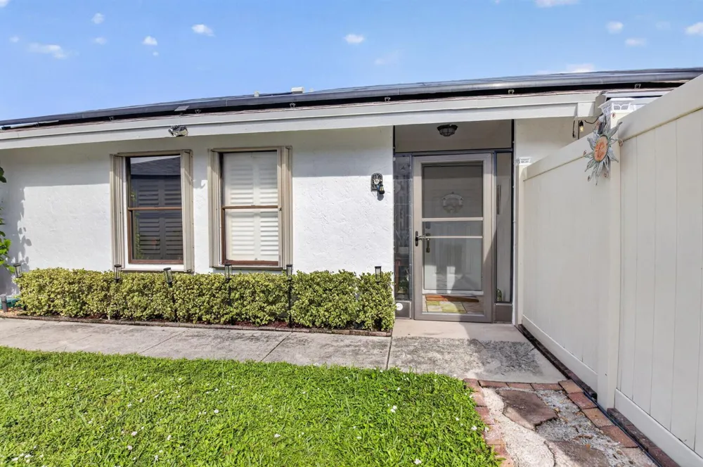 2505 NW 13th Court Delray Beach, FL 33445