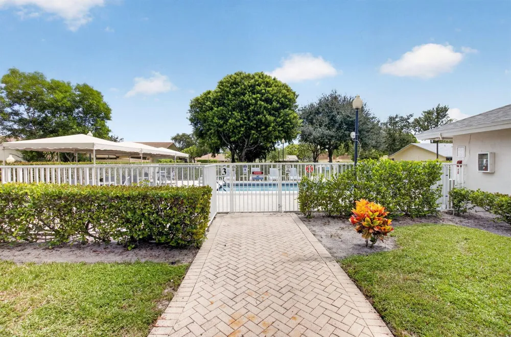 2505 NW 13th Court Delray Beach, FL 33445