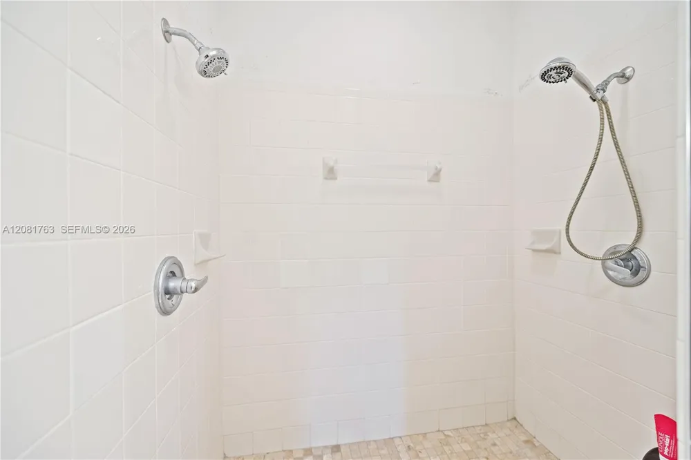 1634 Passion Vine Cir #31-2 Weston, FL 33326