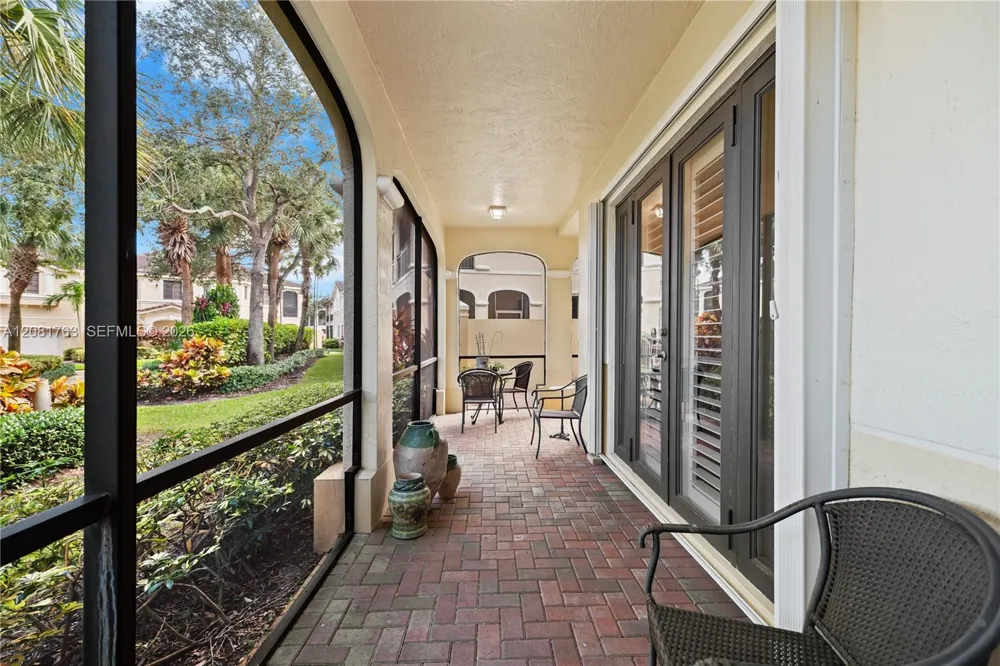 1634 Passion Vine Cir #31-2 Weston, FL 33326