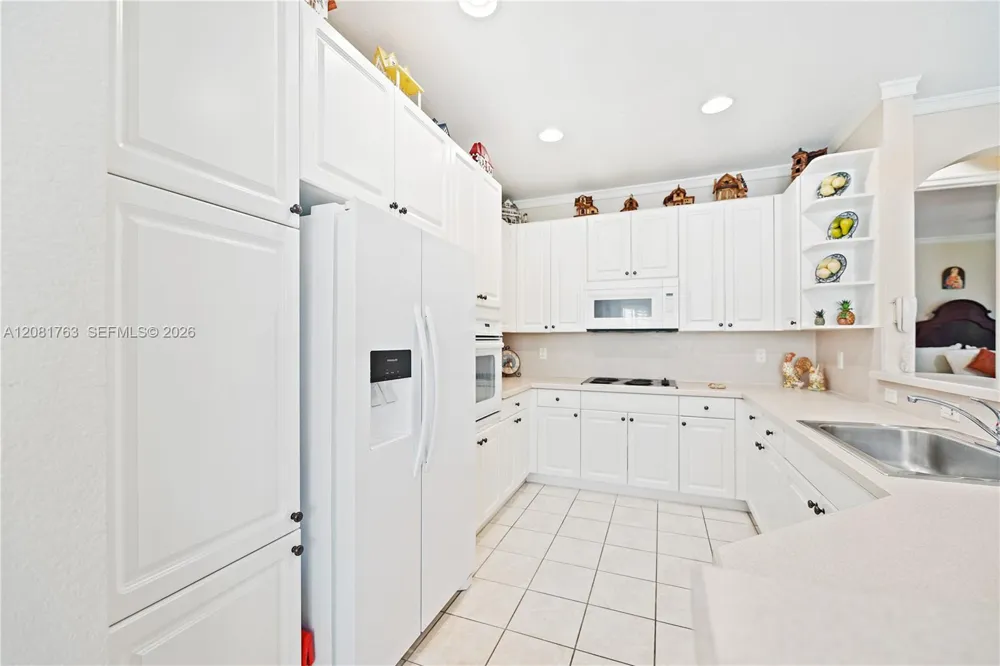 1634 Passion Vine Cir #31-2 Weston, FL 33326