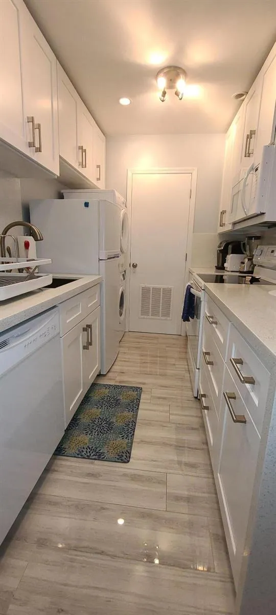 1012 PINE DRIVE #1 Pompano Beach, FL 33060