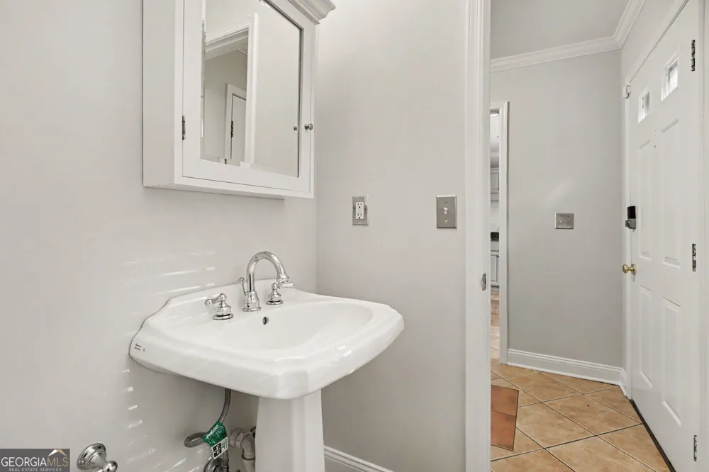 2639 Salem XING Tucker, GA 30084