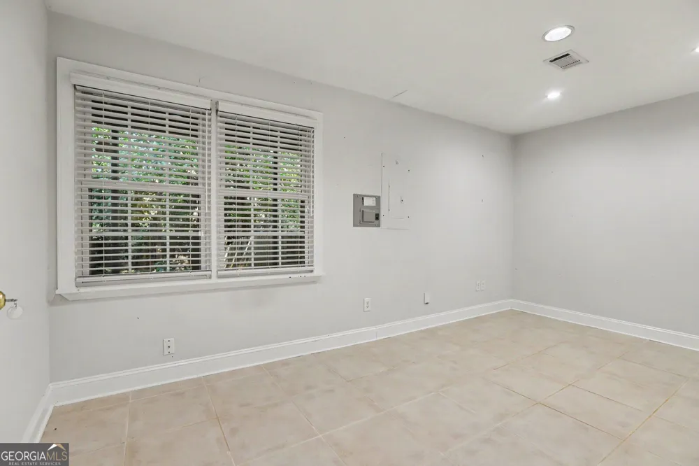 2639 Salem XING Tucker, GA 30084