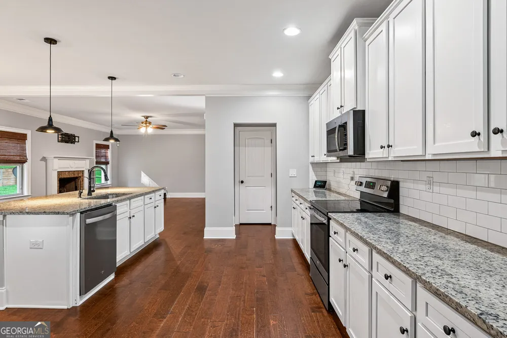 308 Cinnamon Bark PASS Locust Grove, GA 30248