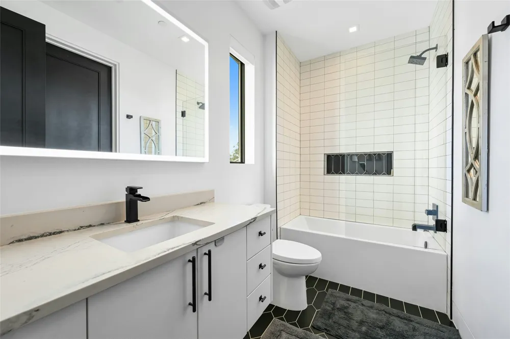 8209 Two Coves Drive Austin, TX 78730