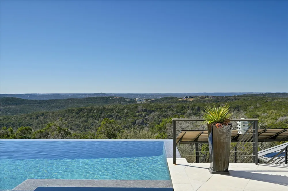 8209 Two Coves Drive Austin, TX 78730