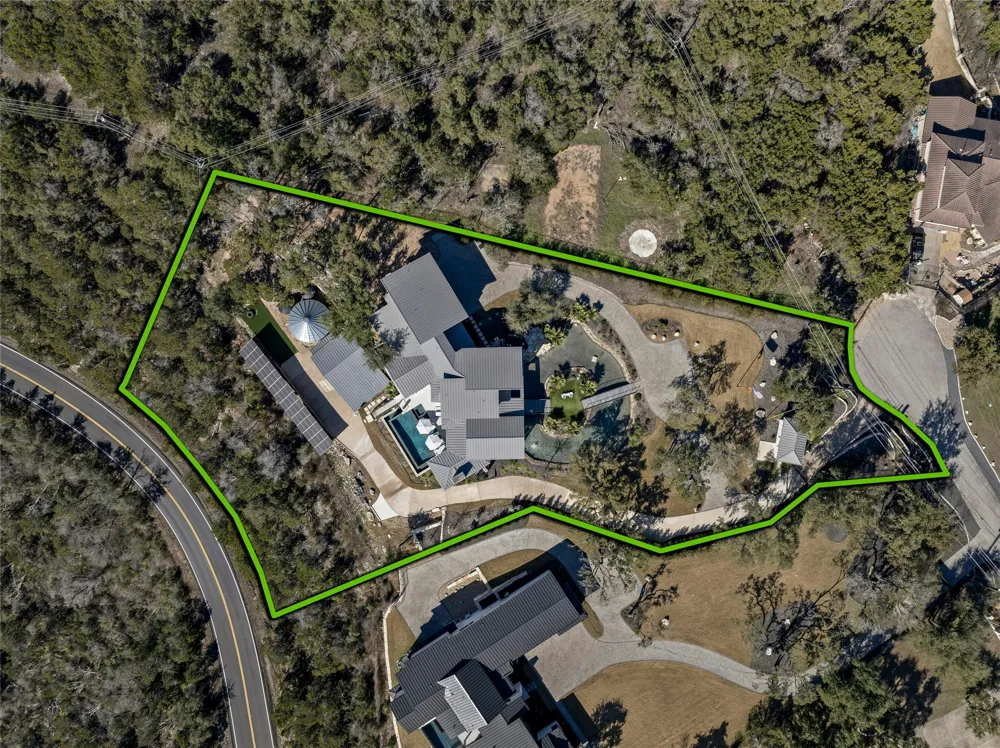 8209 Two Coves Drive Austin, TX 78730