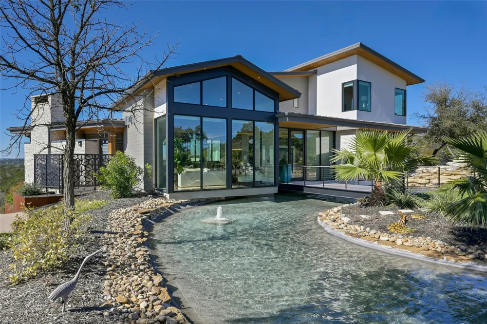 8209 Two Coves Drive Austin, TX 78730