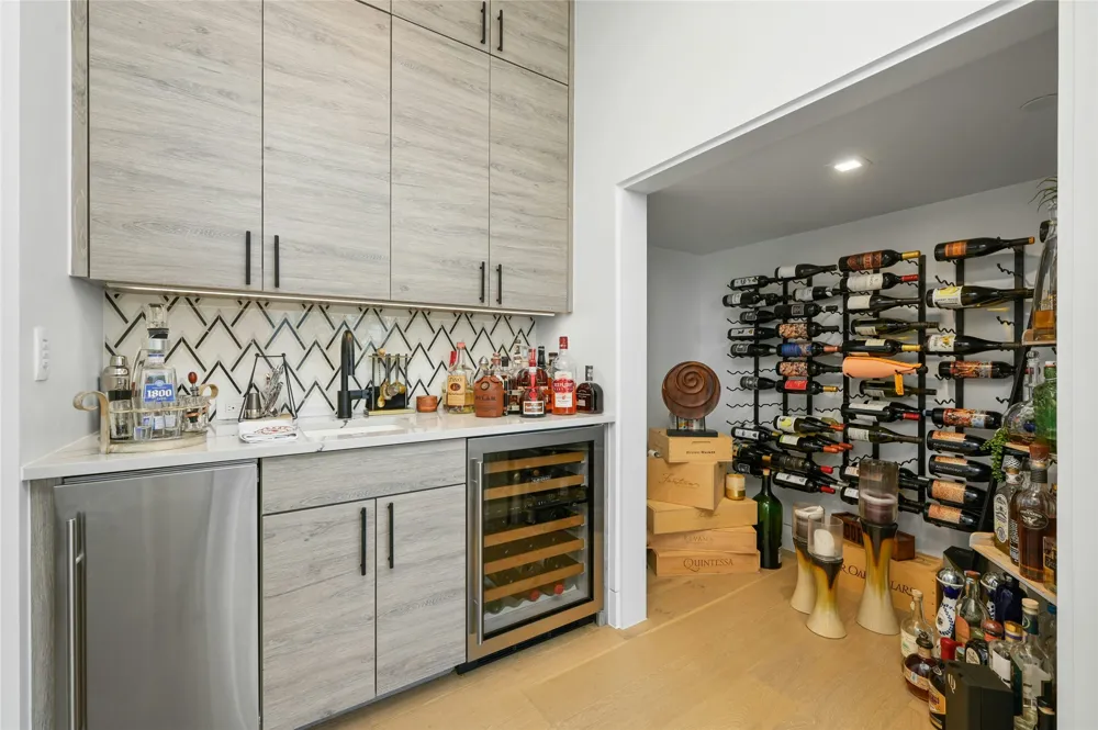 8209 Two Coves Drive Austin, TX 78730