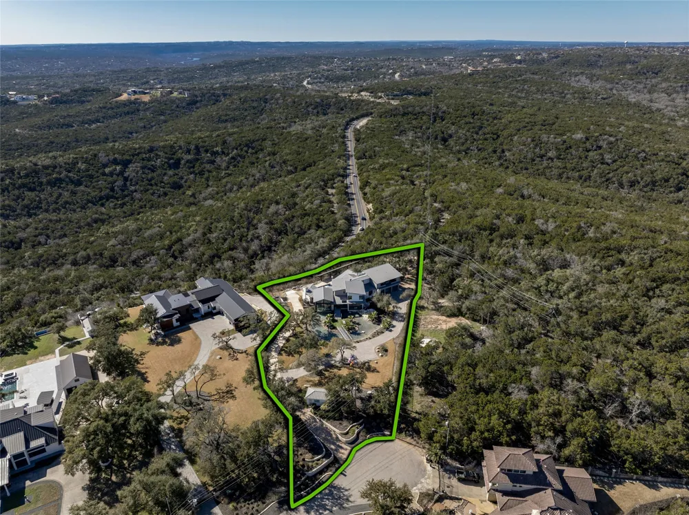 8209 Two Coves Drive Austin, TX 78730
