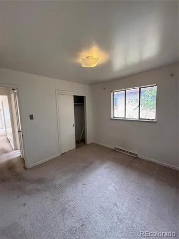 5209 E Thrill Place Denver, CO 80207