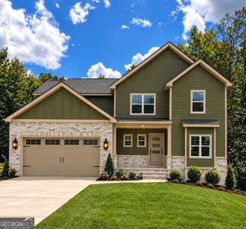1409 Short Court
