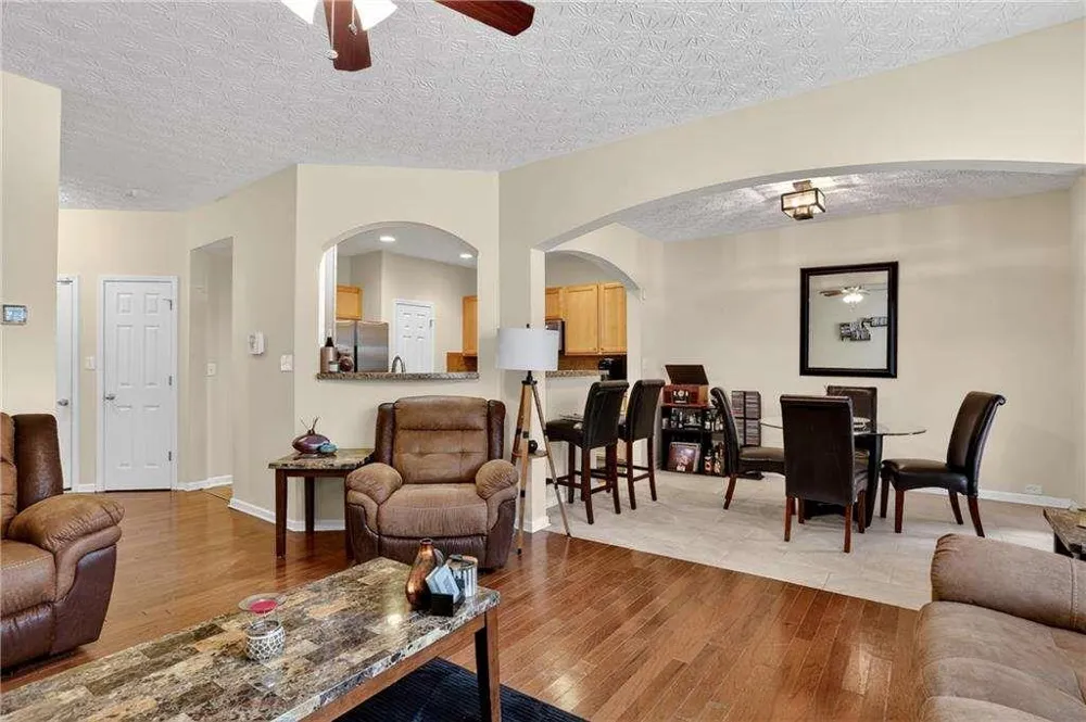 5556 Cascade Run South Fulton, GA 30336
