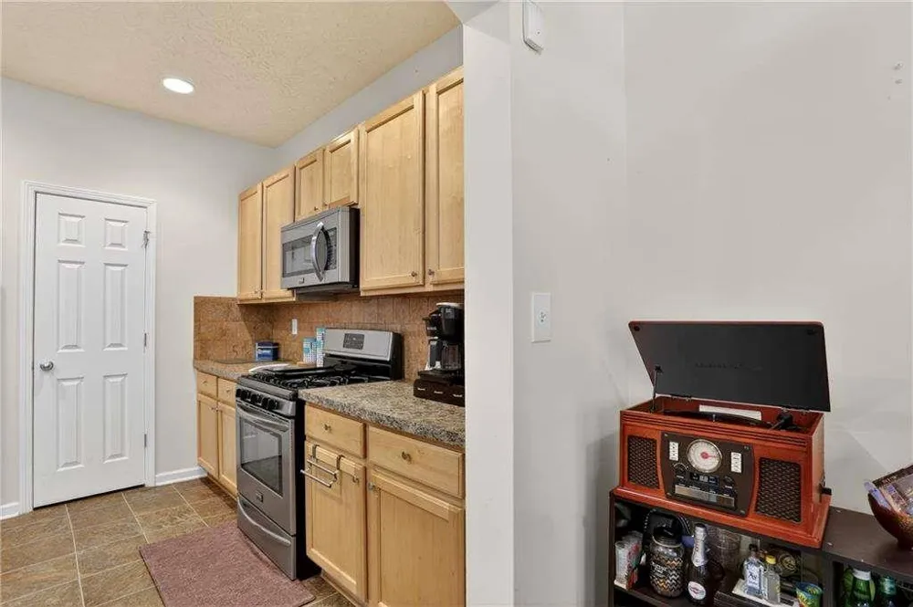 5556 Cascade Run South Fulton, GA 30336