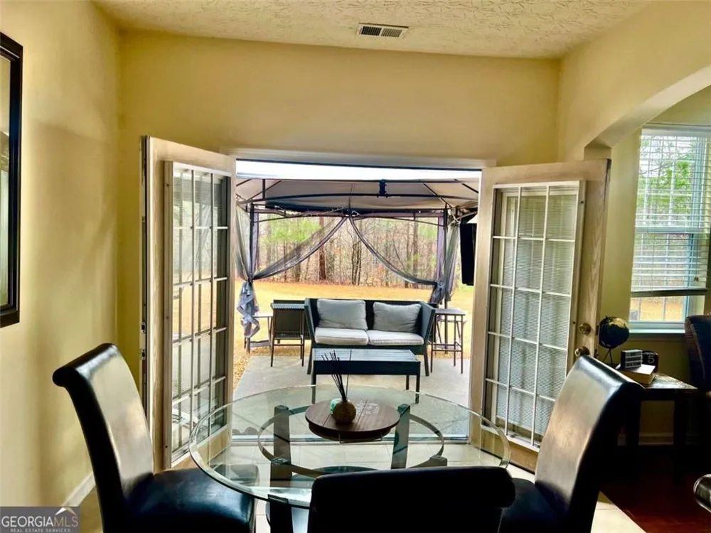 5556 Cascade Run South Fulton, GA 30336