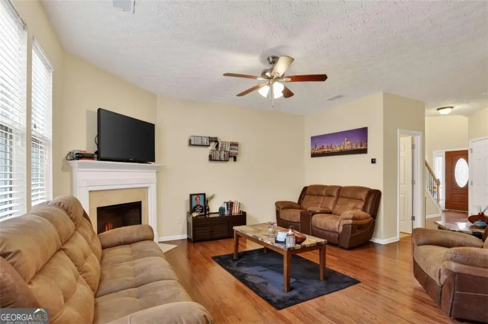 5556 Cascade Run South Fulton, GA 30336