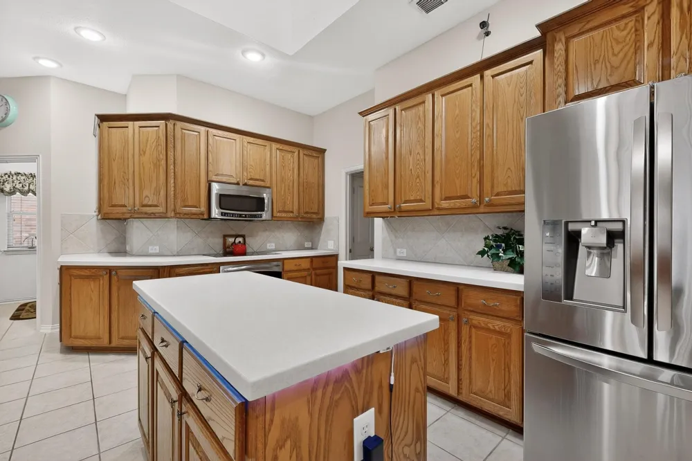 6869 Cape Cod Drive Grand Prairie, TX 75054