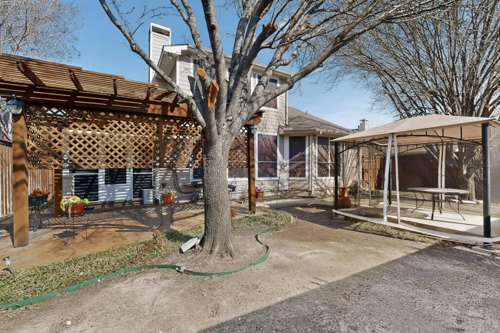 6869 Cape Cod Drive Grand Prairie, TX 75054