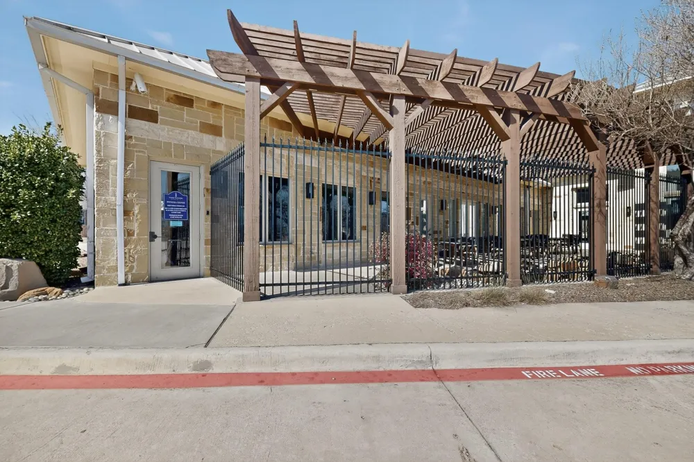 6869 Cape Cod Drive Grand Prairie, TX 75054