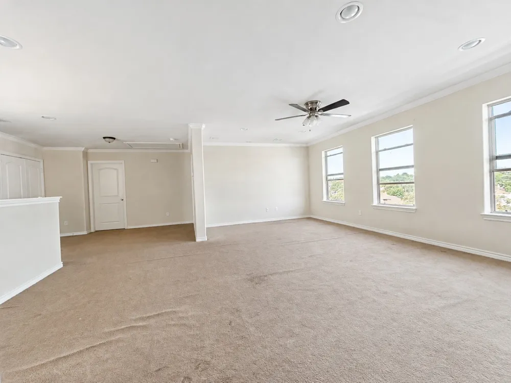 2361 Novin Drive Irving, TX 75062