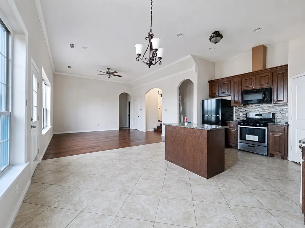 2361 Novin Drive Irving, TX 75062
