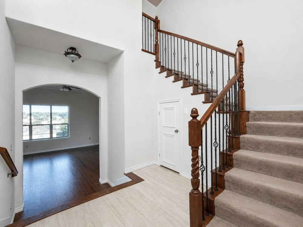 2361 Novin Drive Irving, TX 75062