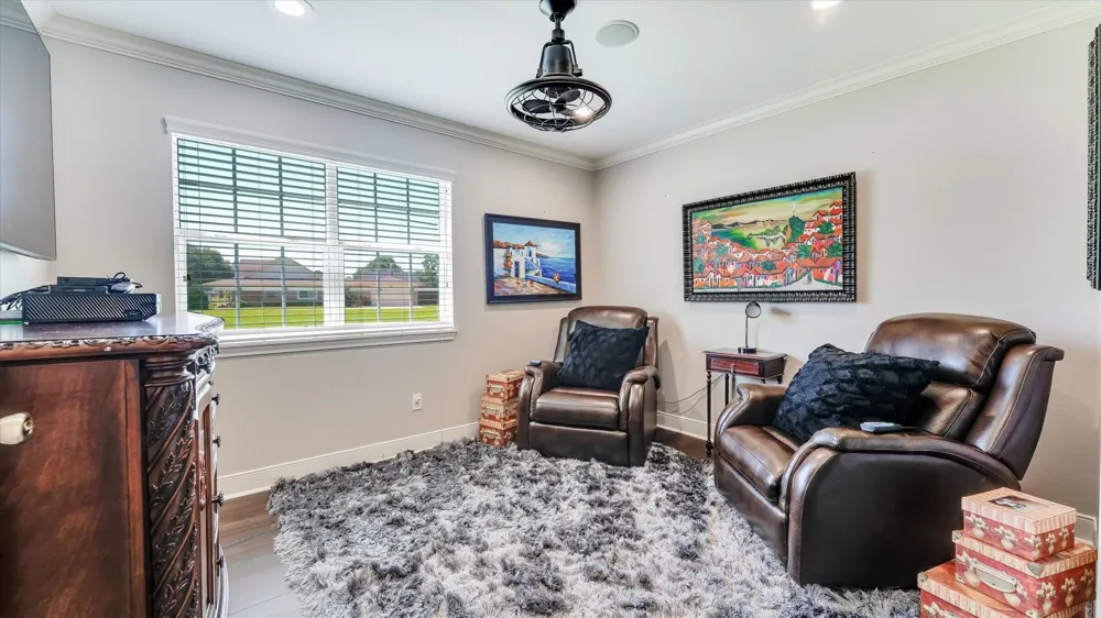 65 County Road 2209 Cleveland, TX 77327